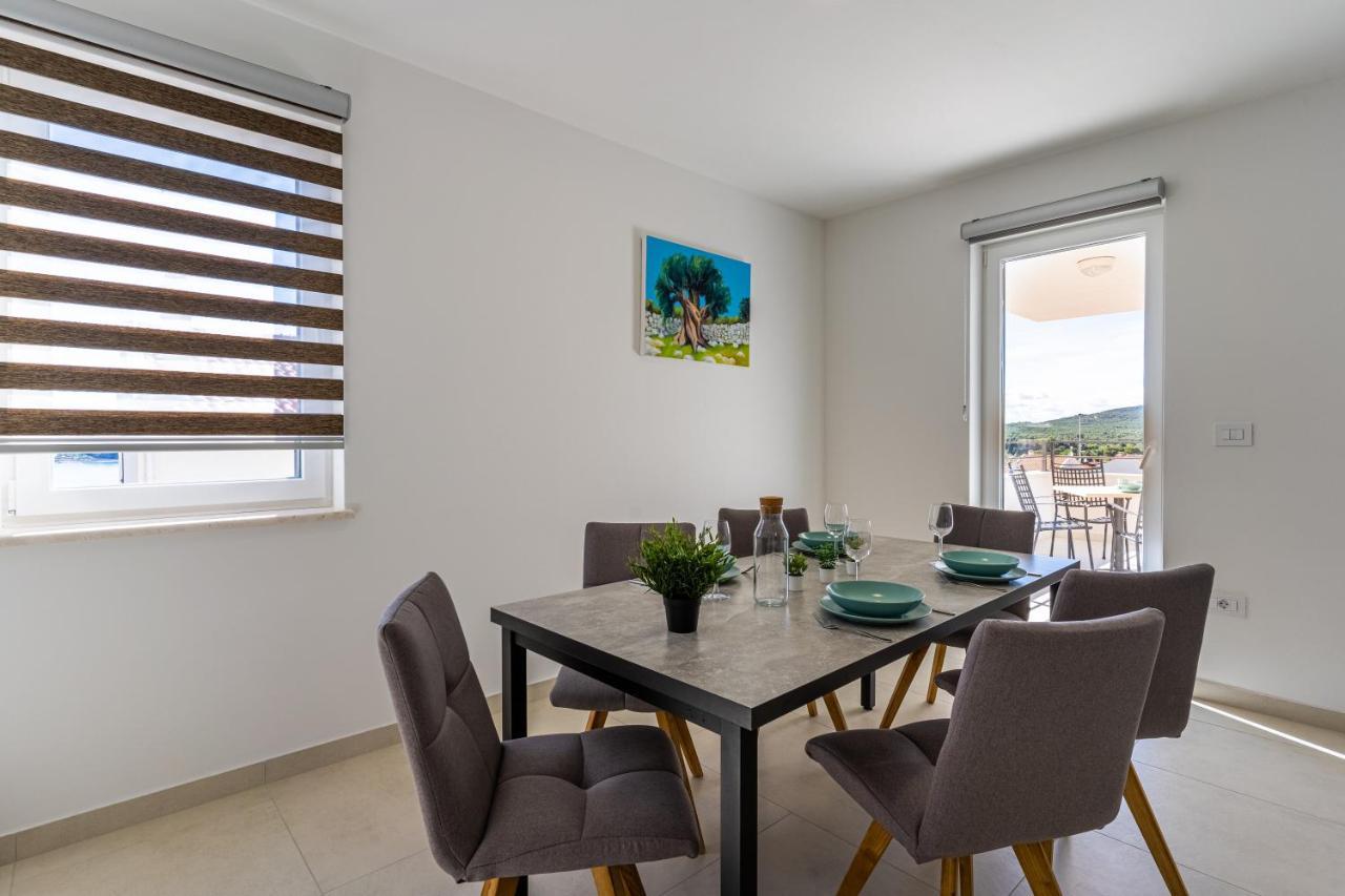 Apartman Vischetti Cres Exterior photo